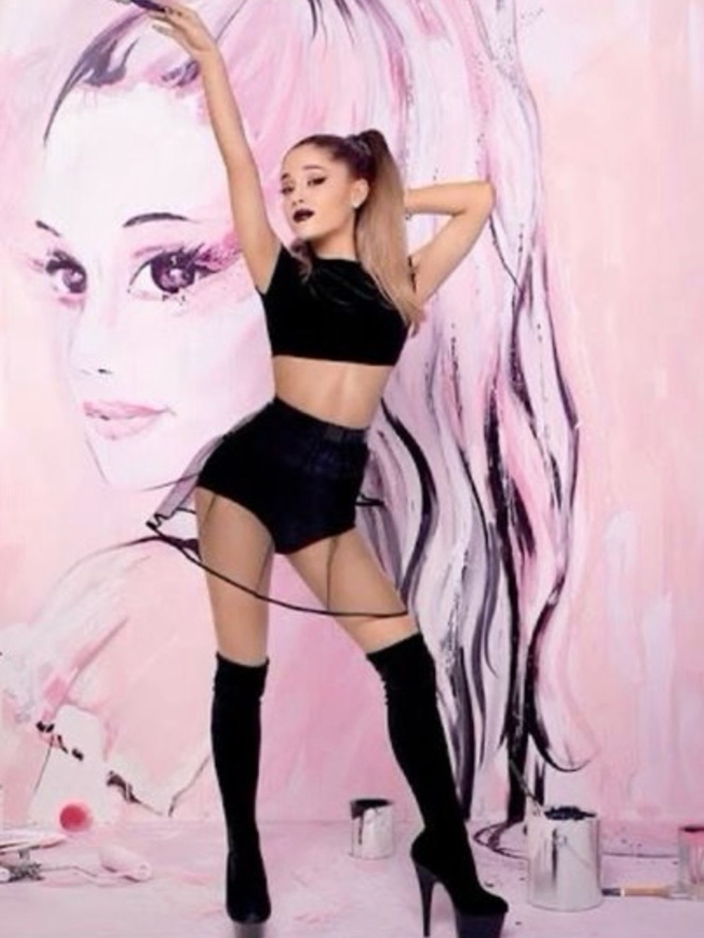 MAC Cosmetics x Ariana Grande Limited Edition Viva Glam Lipstick & Lipglass - Picture 4 of 8